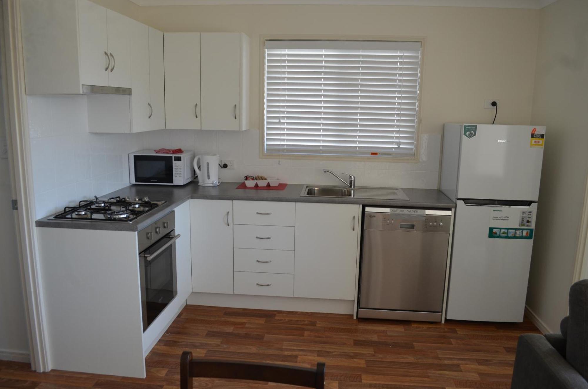 Wondai Accommodation Units And Villas Extérieur photo